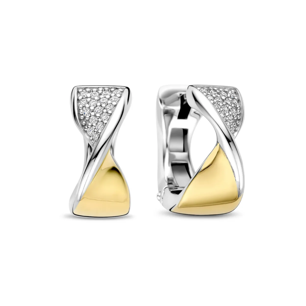 Skulpturell ørepynt